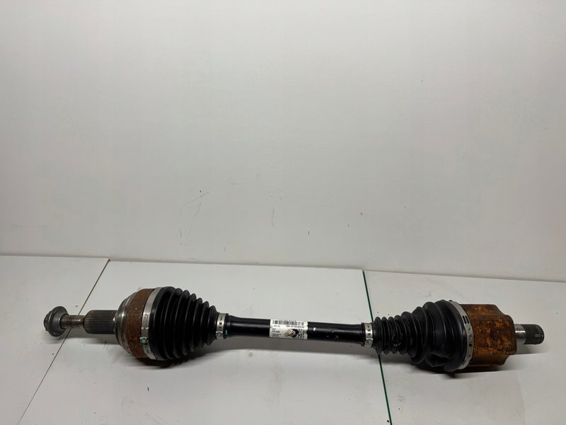 PÓŁOS LEWA 7T0407271B VW MULTIVAN T7