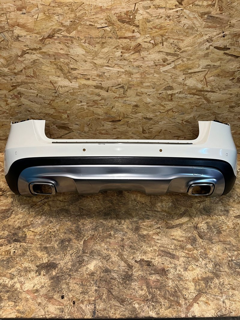 Mercedes GLA W156 ZDERZAK TYLNY ZDERZAK TYŁ