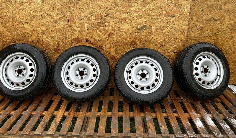 TOYOTA OE FELGI KOŁA STALOWE OPONY 7Jx16 5x108 ET46 215/65 R16