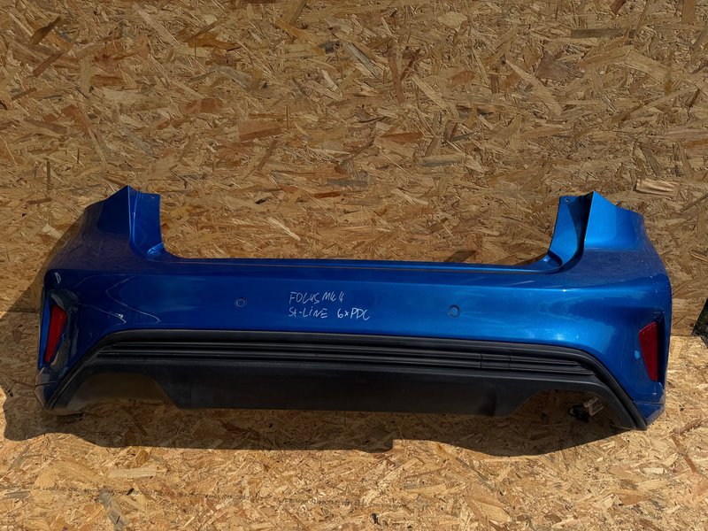 FORD FOCUS MK4 ST-LINE 6 x pdc zderzak tył tylny