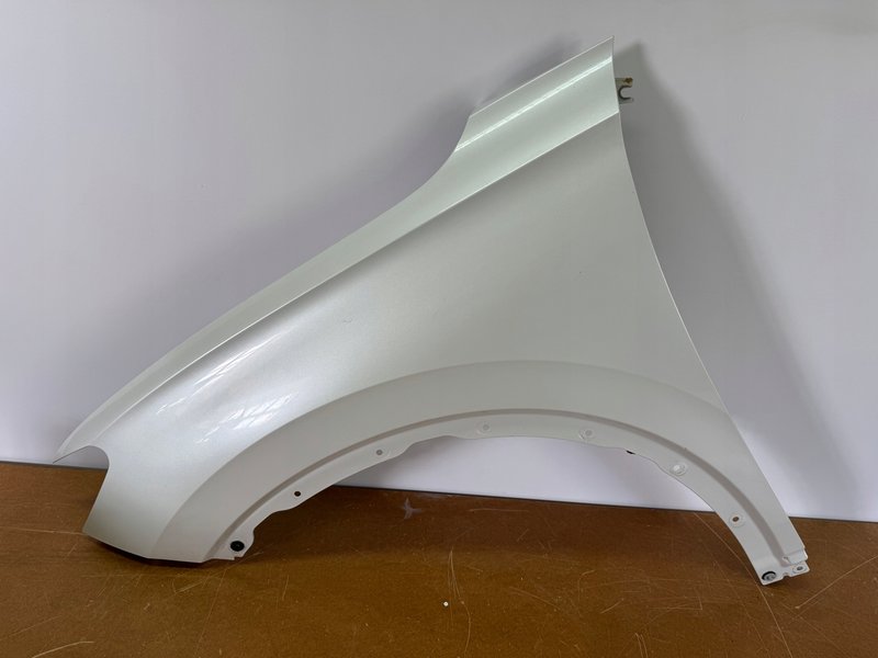 VW TIGUAN III BŁOTNIK PRZEDNI LEWY PRZÓD