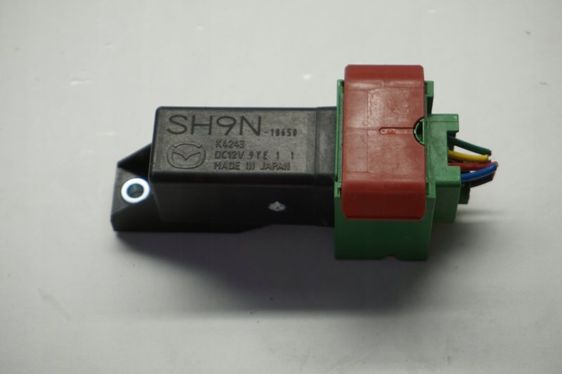MAZDA CX-3 CX3 PRZEKAŹNIK ŚWIEC ŻAROWYCH SH9N-18650