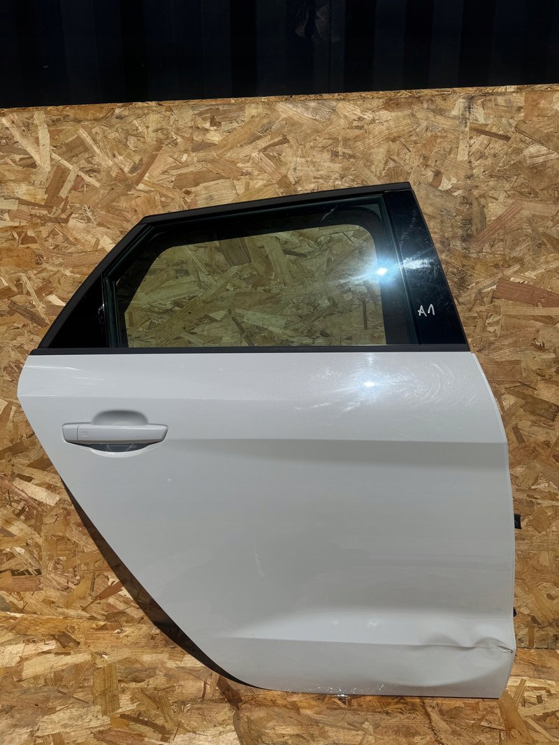 Audi A1 II 82A drzwi tylne prawe prawy tył