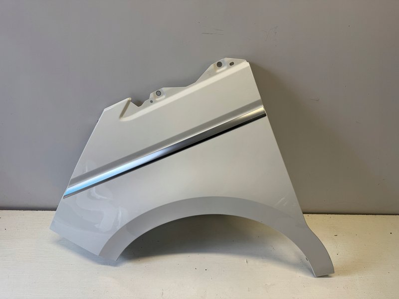 VW Multivan 7T0 T7 BŁOTNIK PRZEDNI LEWY