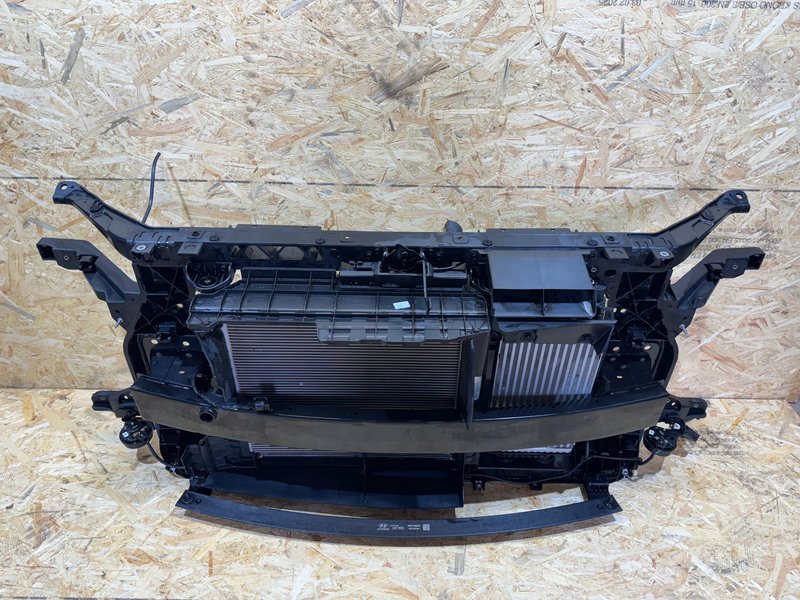 HYUNDAI TUCSON IV 1.6 hybryda pas przedni kompletny chłodnice belka