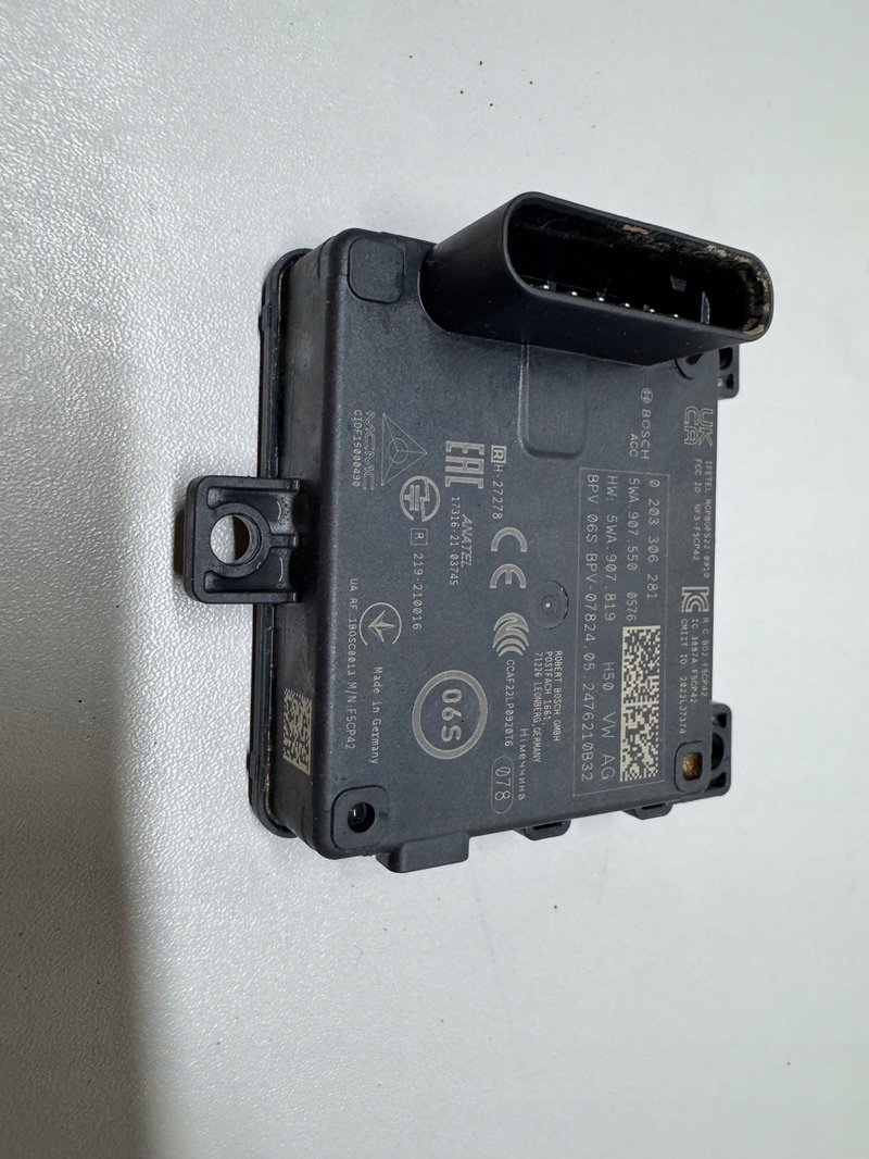 VW SKODA RADAR DISTRONIC 5WA907550