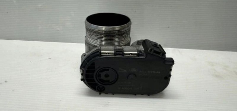 Land Rover OE G4D3-9F991-AA przepustnica