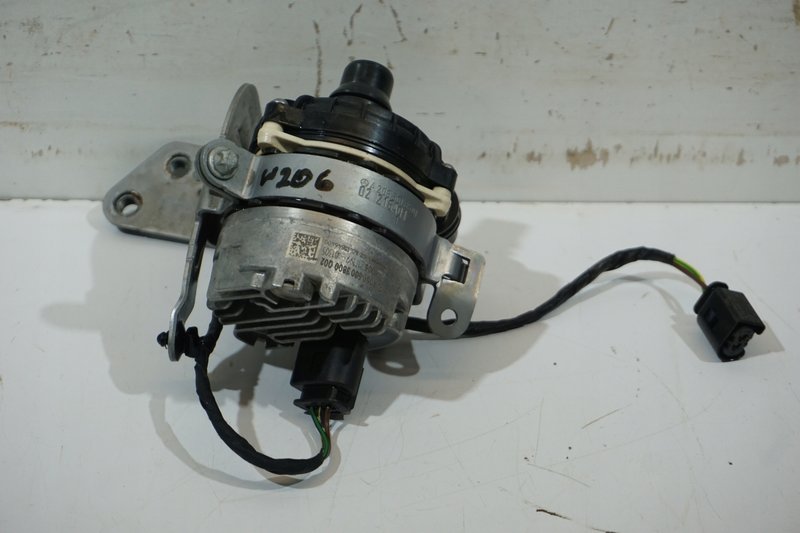 MERCEDES A W177 DODATKOWA POMPA WODY A0005003800