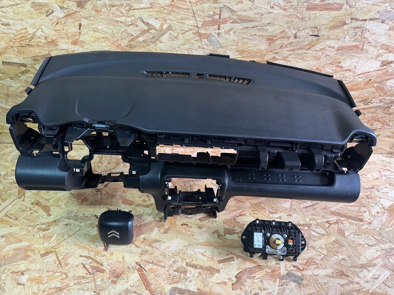 CITROEN C3 AIRCROSS KONSOLA DESKA ROZDZIELCZA PODUSZKI