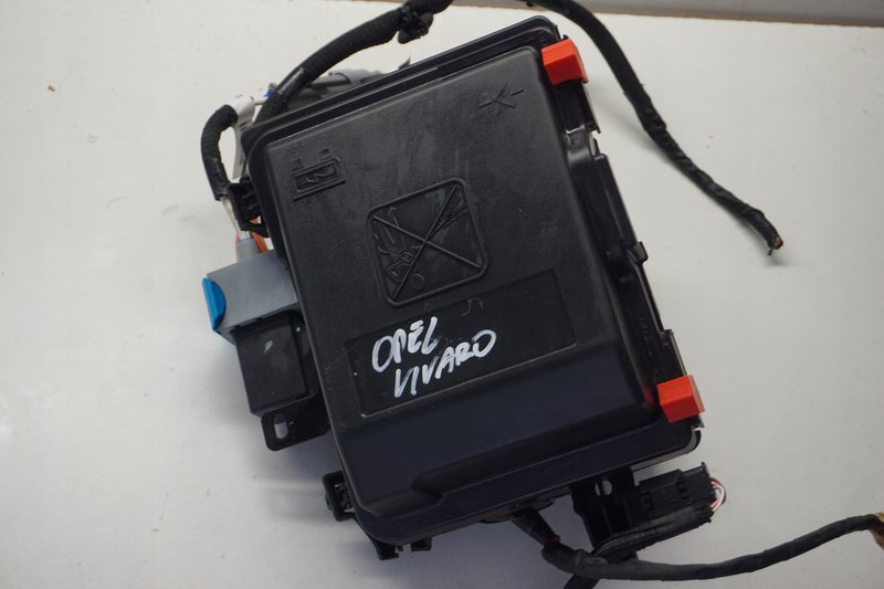 OPEL VIVARO SKRZYNKA BEZPIECZNIKÓW 9803299780