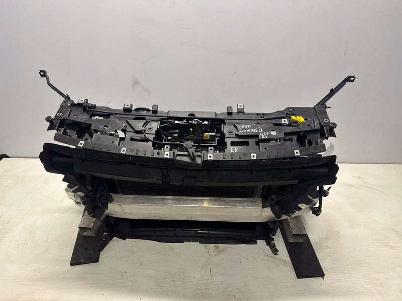 JEEP COMPASS II LIFT 1.3 HYBRYDA PAS PRZEDNI CHŁODNICE BELKA WENTYLATOR