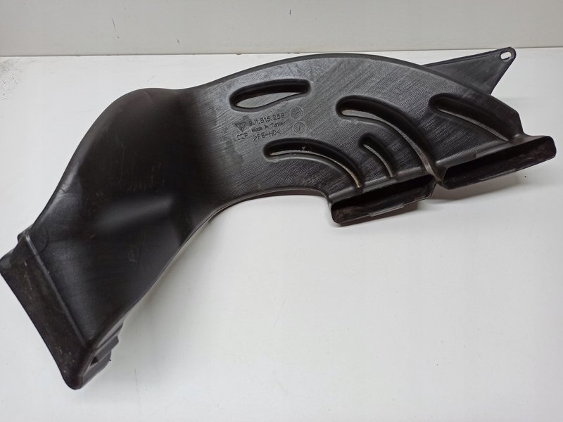 PORSCHE TAYCAN 9J1 WLOT KANAŁ DOLOT POWIETRZA 9J1815259
