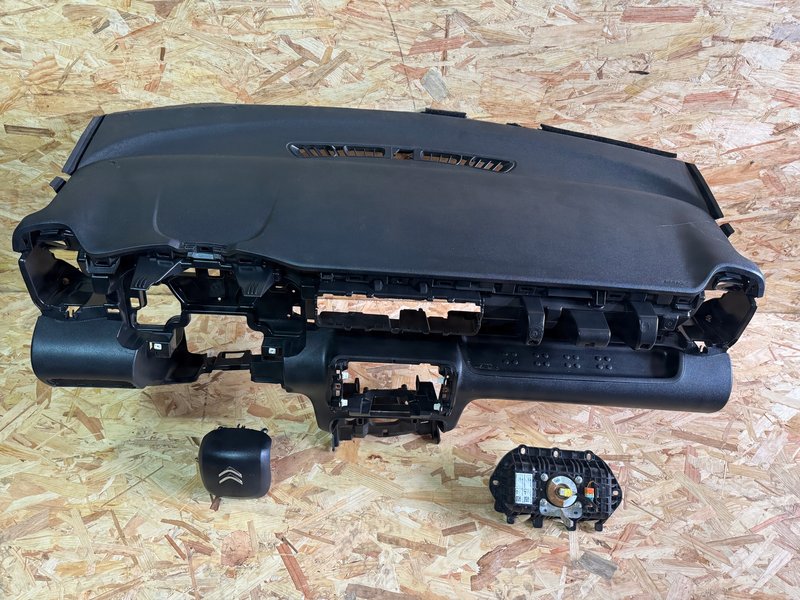 CITROEN C3 AIRCROSS KONSOLA DESKA ROZDZIELCZA PODUSZKI