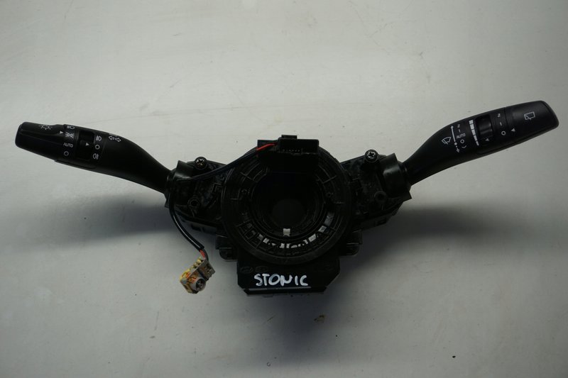 KIA STONIC PRZEŁĄCZNIK ZESPOLONY 93404-D4962