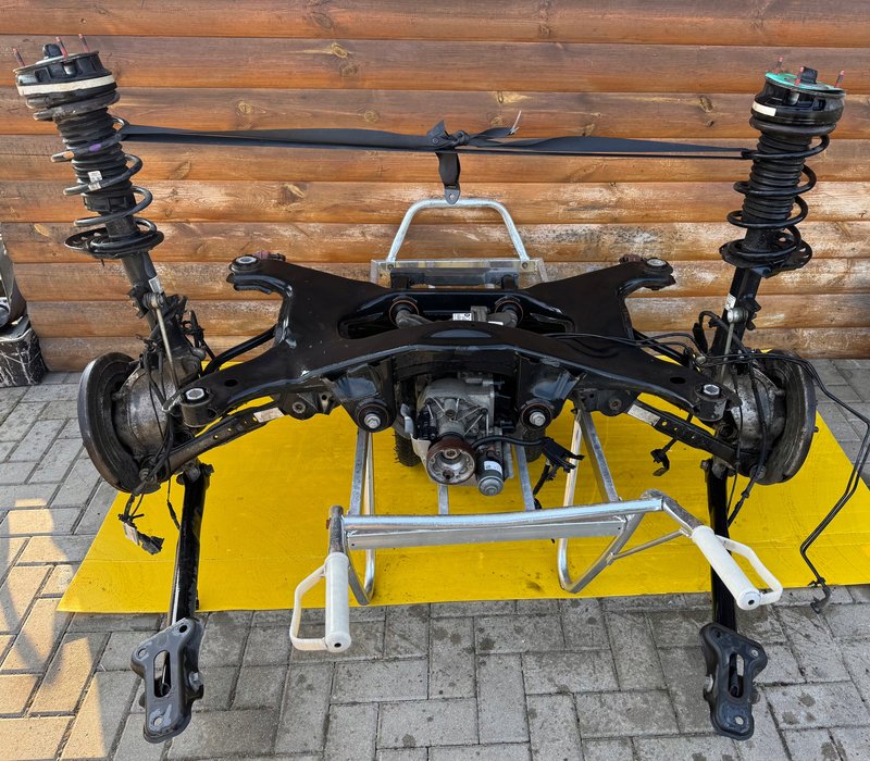 Land Rover EVOQUE I lift tylne zawieszenie kompletne 2.0 diesel 4x4