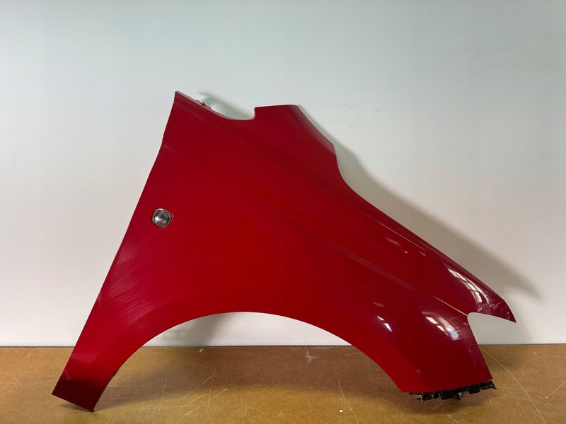 VW CADDY V 5 BŁOTNIK PRZEDNI PRAWY