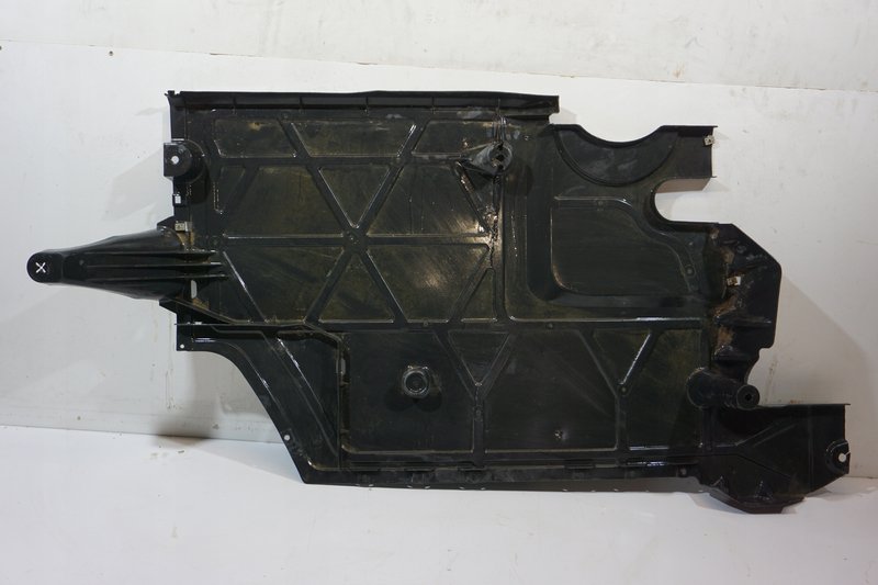 VW T7 MULTIVAN OSŁONA PODWOZIA PRZÓD 7T0825201D