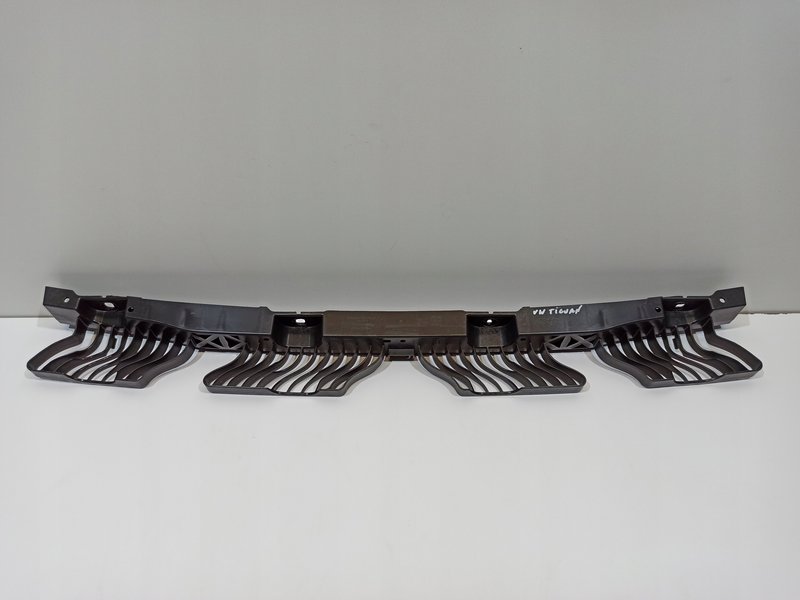 ŚLIZG ZDERZAKA TYŁ VW TIGUAN R LINE 571807863A