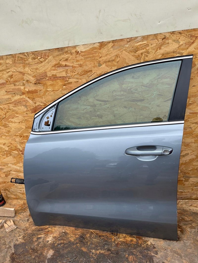 KIA SPORTAGE IV drzwi przednie lewe lewy przód