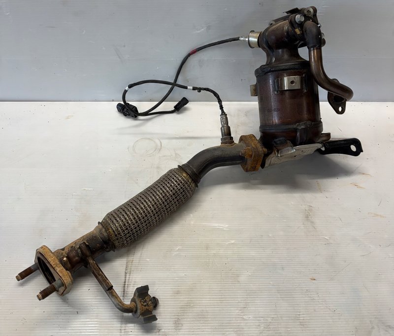 Kia Stonic KATALIZATOR 28530-08220 W08220