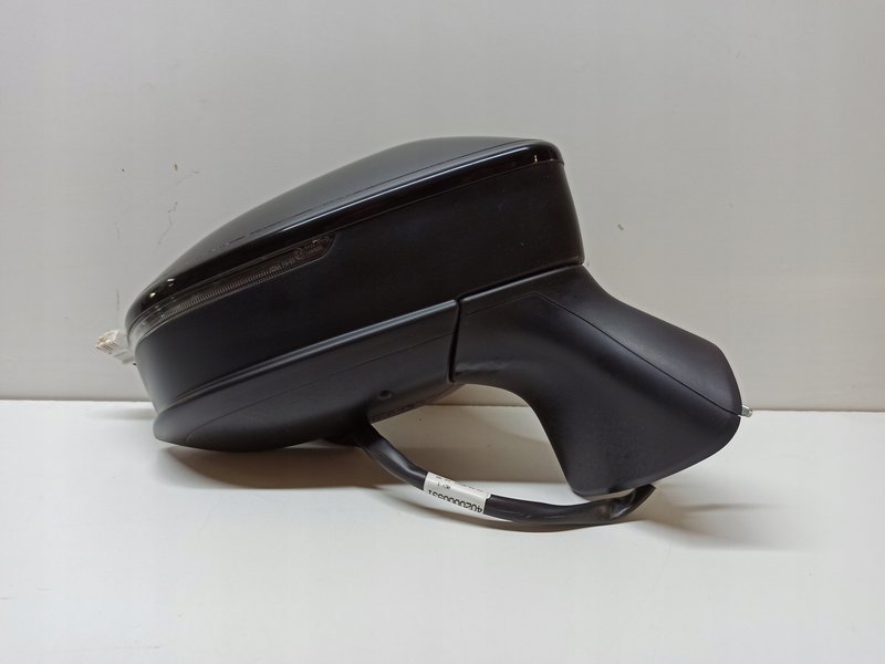 TOYOTA C-HR II LUSTRO PRAWE 10 PIN