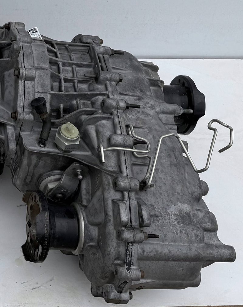 JEEP WRANGLER JL 2.2 MTJ REDUKTOR SKRZYNIA ROZDZIELCZA 68240450AB