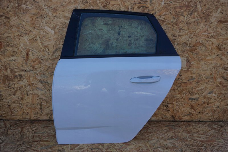 PEUGEOT 308 T10 KOMBI DRZWI TYLNE LEWE LEWY TYŁ