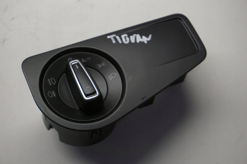 VW TIGUAN III PRZEŁĄCZNIK ŚWIATEŁ 5NB858341A