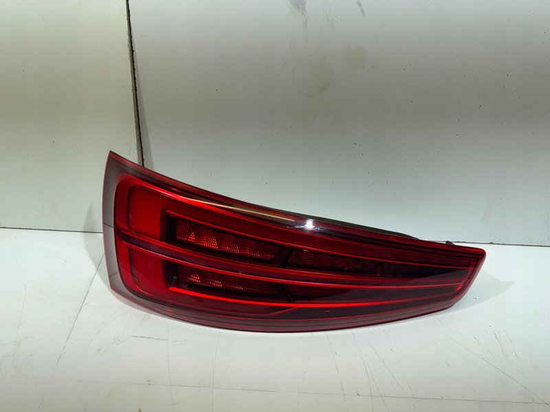 LAMPA PRAWA TYLNA LEWA TYŁ AUDI Q3 8U LIFT 8U0945093N