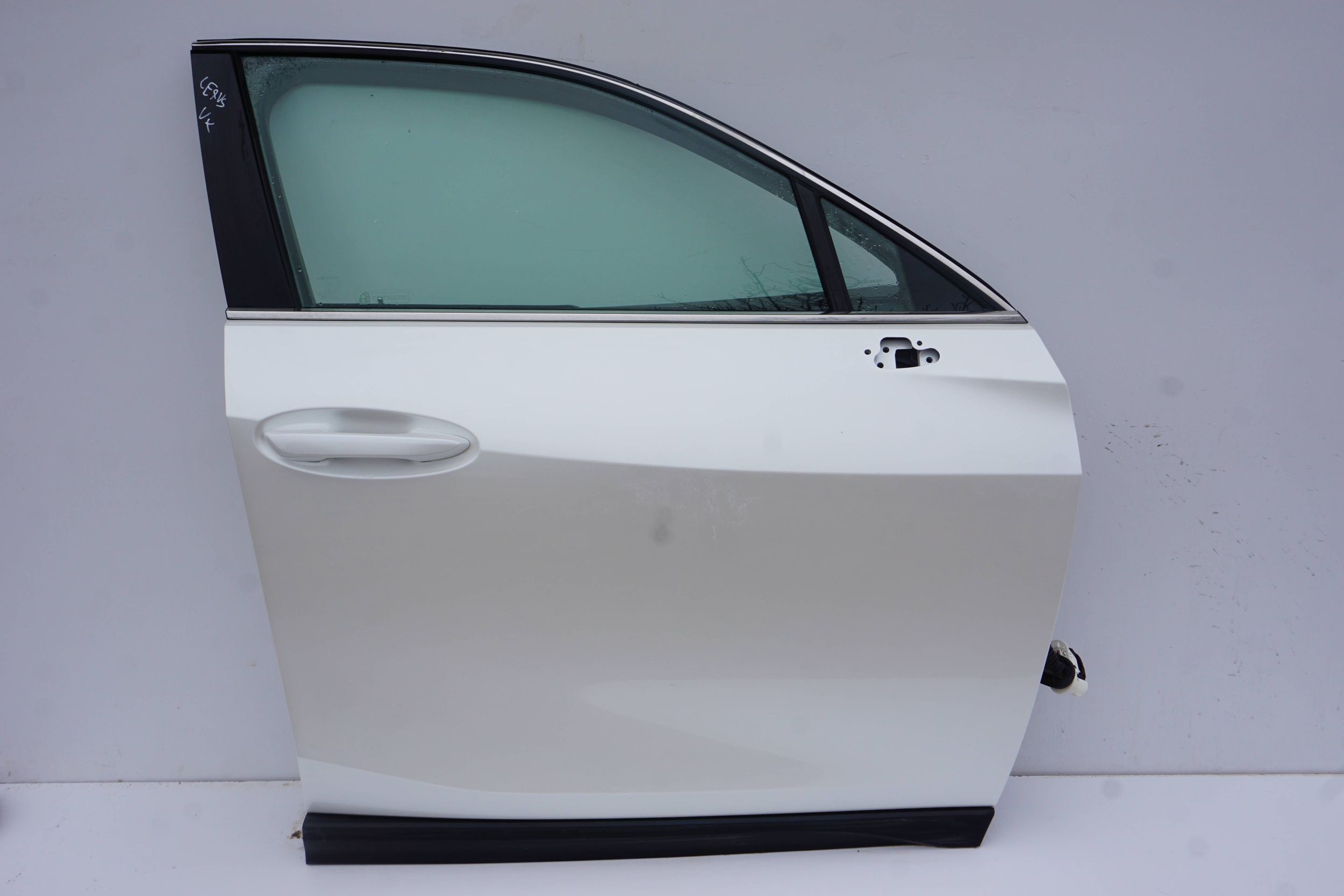 LEXUS UX DRZWI PRZEDNIE PRAWE