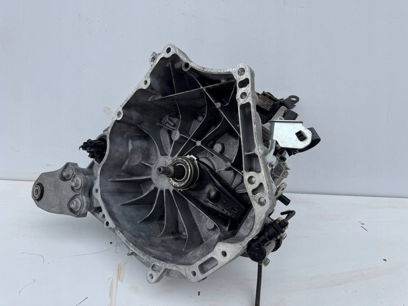 Skrzynia biegów manualna Mazda CX-3 2.0 SKYACTIV-G LXF5 C6580