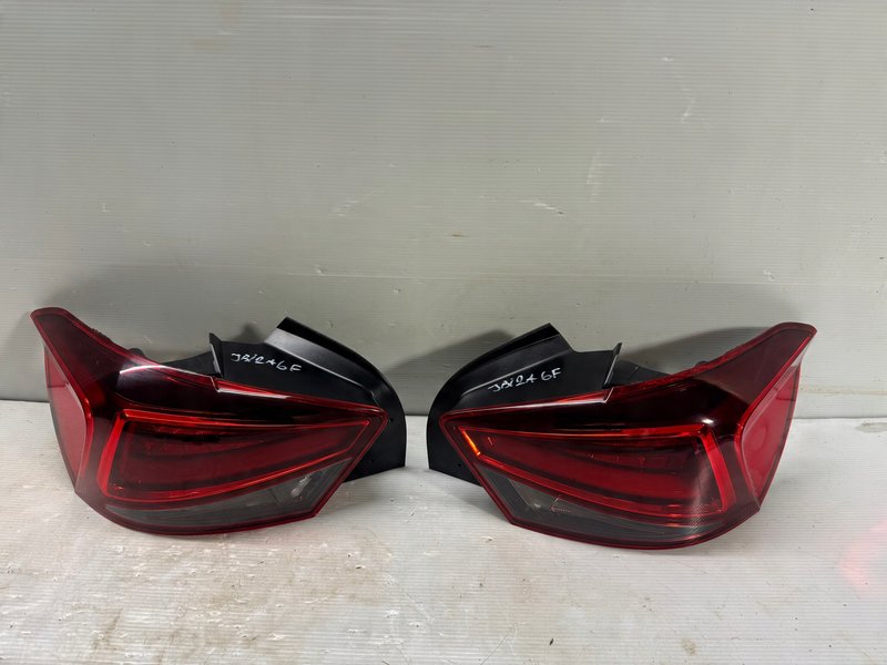 Seat IBIZA 6F LAMPA TYLNA lewa prawa lewy prawy TYŁ