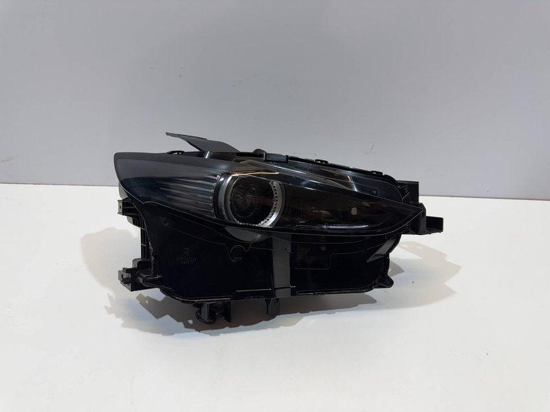 MAZDA CX30 CX-30 CX 30 LAMPA PRZEDNIA PRAWA PRAWY PRZÓD DFR7-51030 DFR7-678