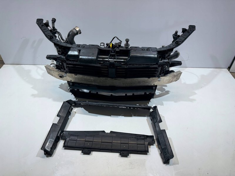 MERCEDES CLA W118 118 2.0 DIESEL PAS PRZEDNI BELKA CHŁODNICE WZMOCNIENIE