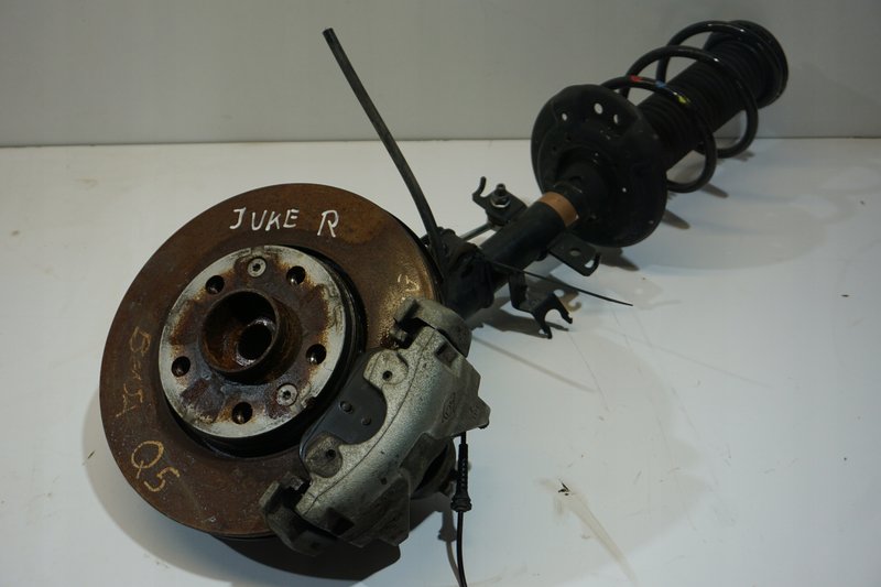 NISSAN JUKE F16 ZWROTNICA MCPHERSON PRAWY