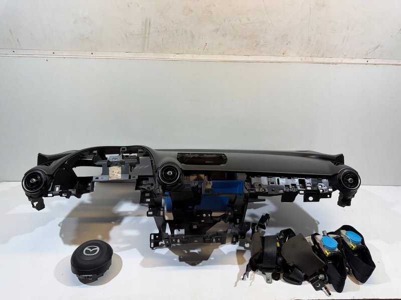 MAZDA CX3 CX-3 CX 3 KONSOLA DESKA PODUSZKI AIRBAG PASY