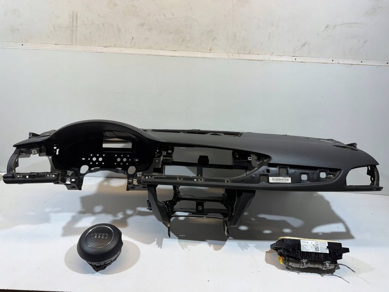 AUDI A6 C7 HEAD UP KONSOLA DESKA PODUSZKI AIRBAG