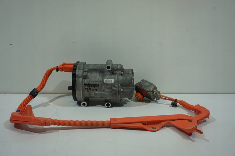 TOYOTA RAV 4 IV KOMPRESOR SPRĘŻARKA KLIMATYZACJI 042400-3350
