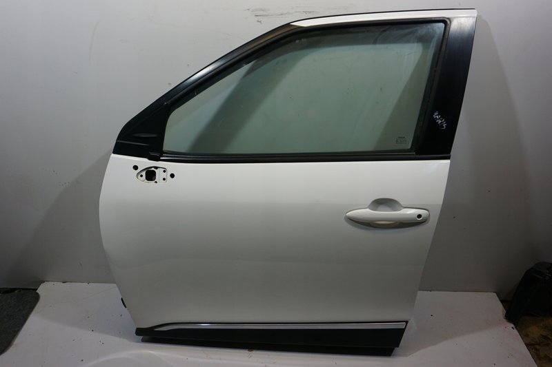 TOYOTA YARIS CROSS DRZWI PRZEDNIE LEWE LEWY PRZÓD