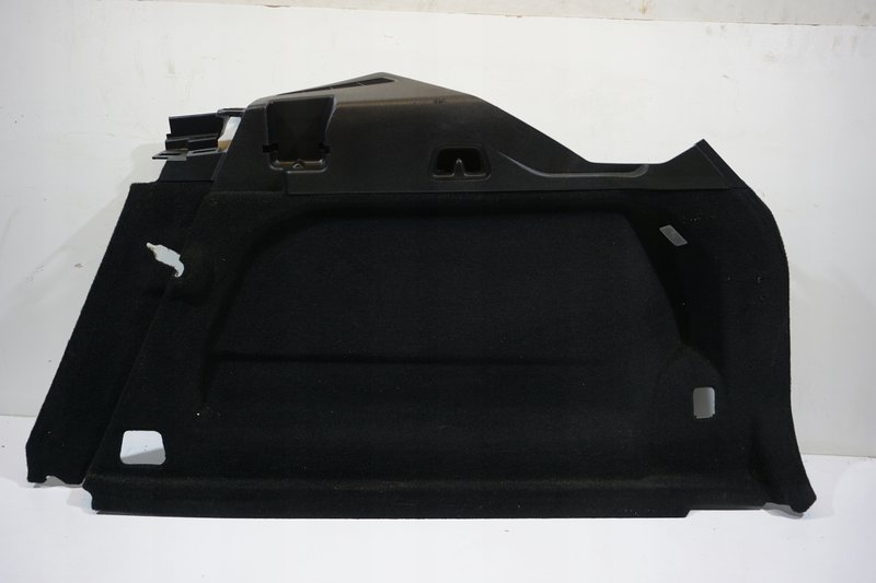 VOLVO XC60 II TAPICERKA BOCZEK BAGAŻNIKA 31440674