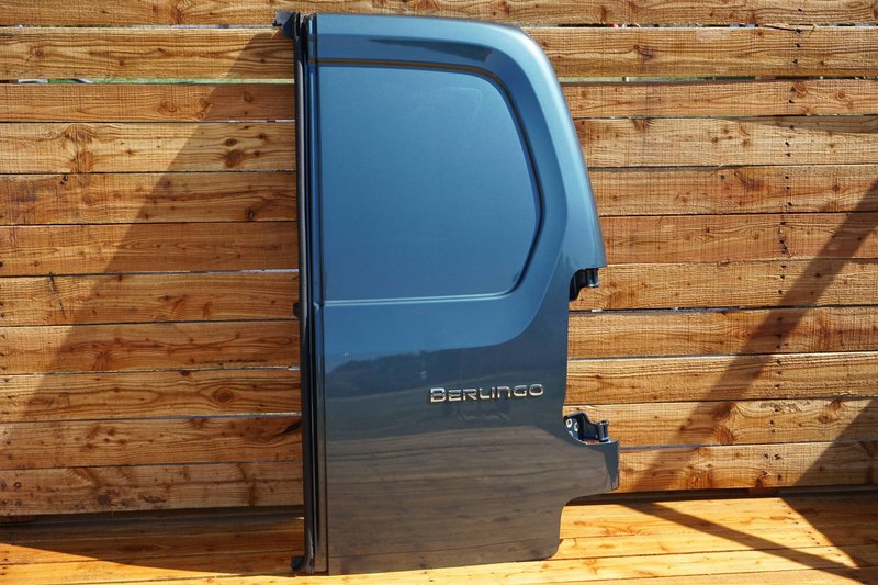 CITROEN BERLINGO IV DRZWI TYLNE PRAWE PRAWY TYŁ KLAPA