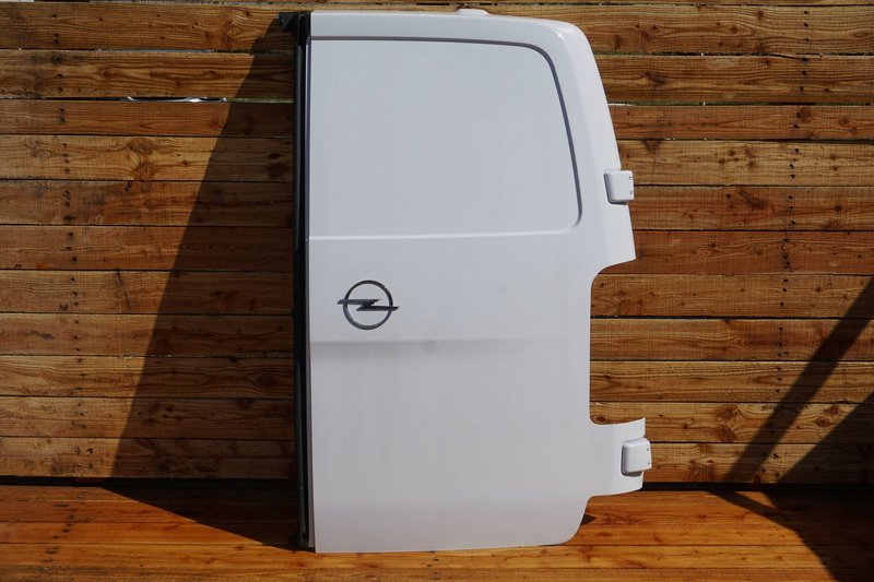 OPEL VIVARO III DRZWI TYLNE PRAWE KLAPA PRAWY TYŁ