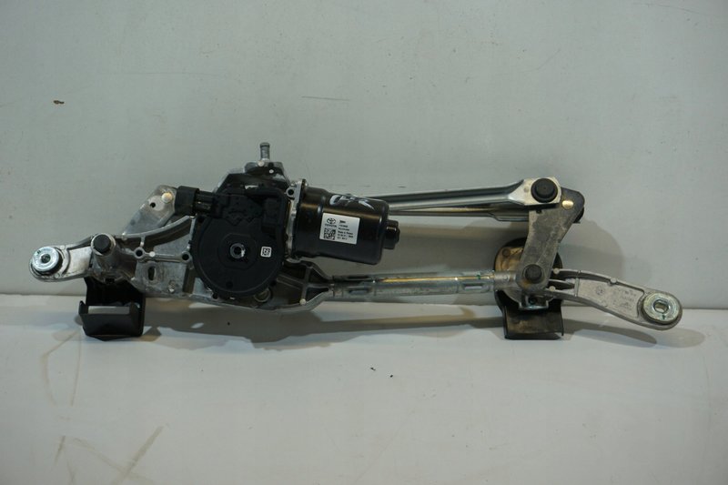 TOYOTA C-HR II MECHANIZM SILNICZEK WYCIERACZEK 85010-F4100