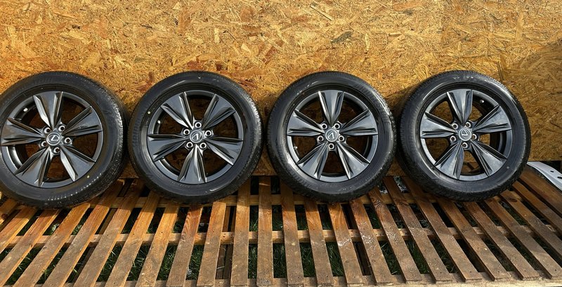 LEXUS UX FELGI OPONY KOŁA 6.5Jx17 5x114.3 ET40 215/60 R17