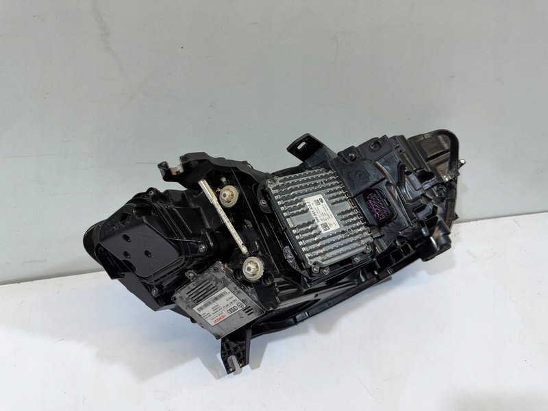Miniatura 10