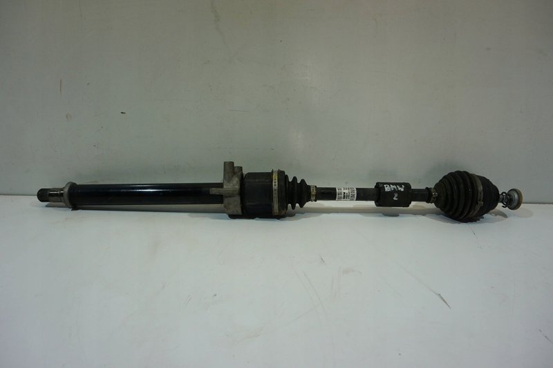 BMW 2 F22 PÓŁOŚ PRZEDNIA 8681524-04