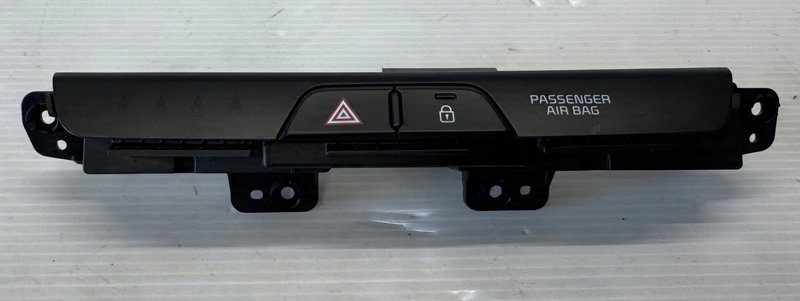 PRZEŁĄCZNIK AWARYJNYCH 4D6361-1000 Kia Stonic I