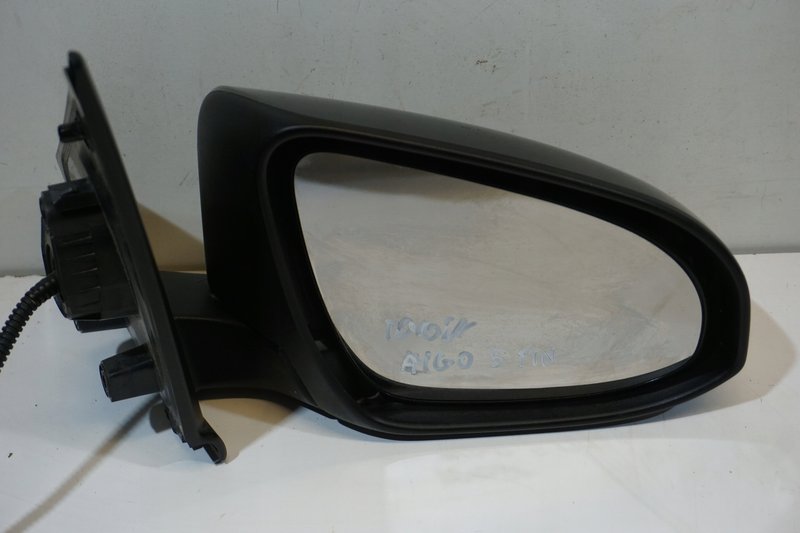 TOYOTA AYGO X LUSTERKO PRAWE 5 PIN