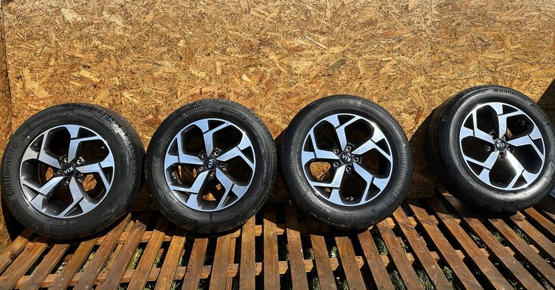 KIA SPORTAGE IV FELGI ALUMINIOWE KOŁA OPONY 7Jx17 5x114.3 ET48,5 225/60 R17