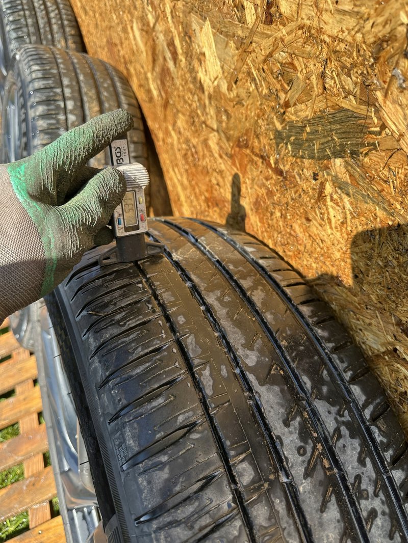 Miniatura 12